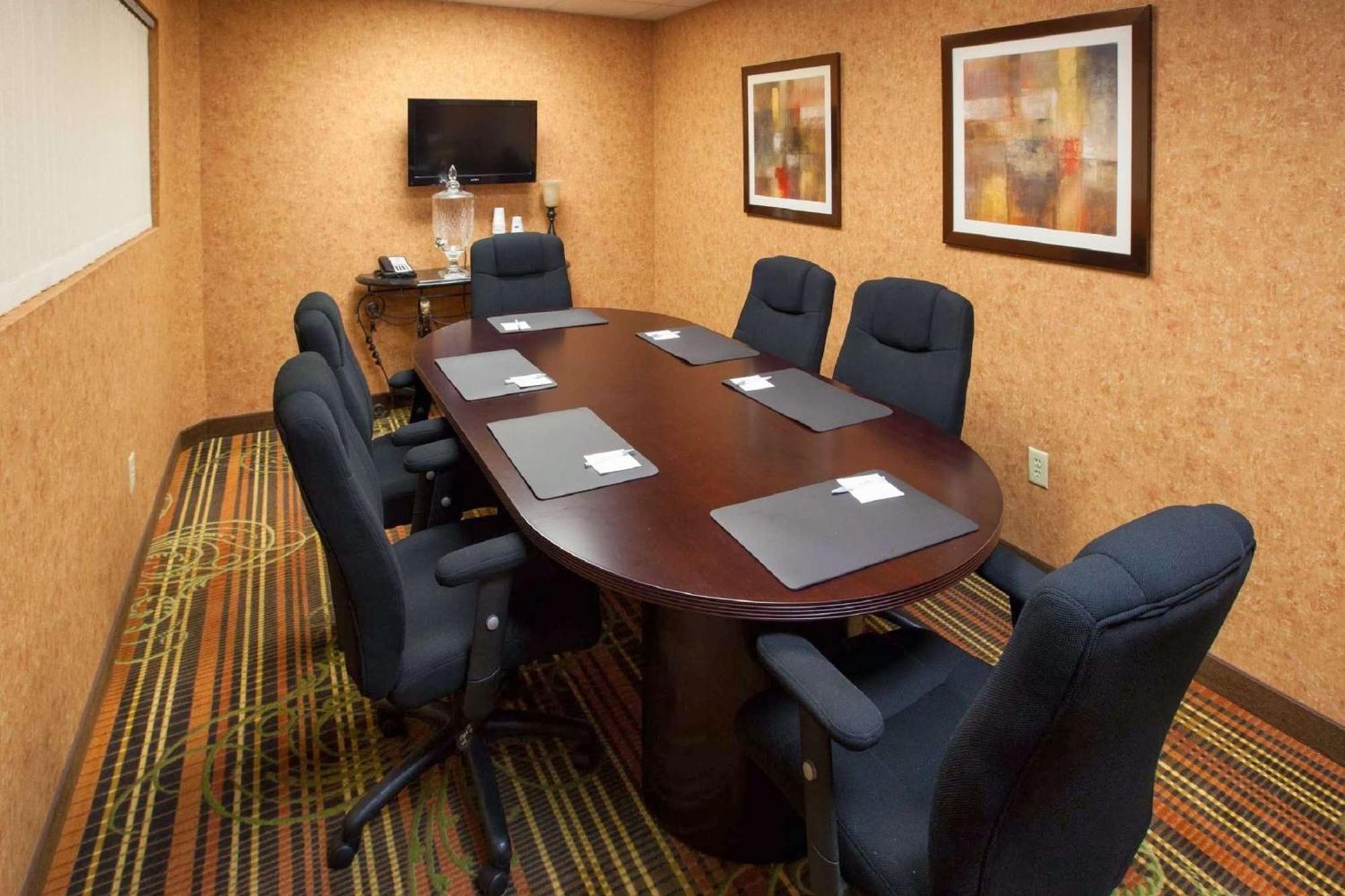 Hampton Inn & Suites Cleveland-Southeast-Streetsboro Zewnętrze zdjęcie