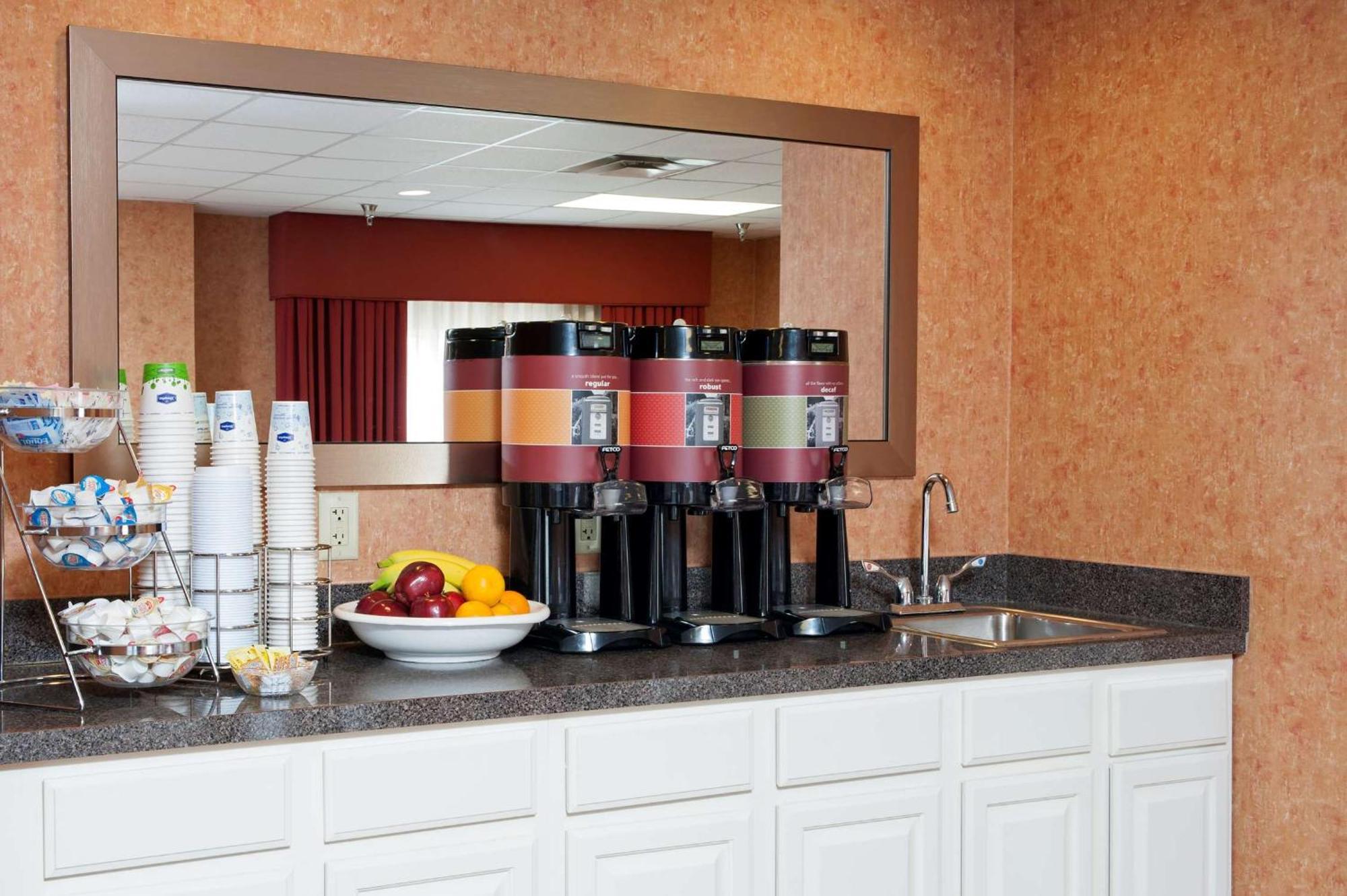 Hampton Inn & Suites Cleveland-Southeast-Streetsboro Zewnętrze zdjęcie
